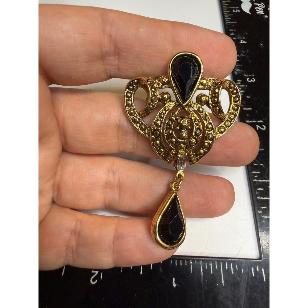 Gold Tone Black Teardrop Dangle Brooch Pin Victorian Revival Ornate Jewelry